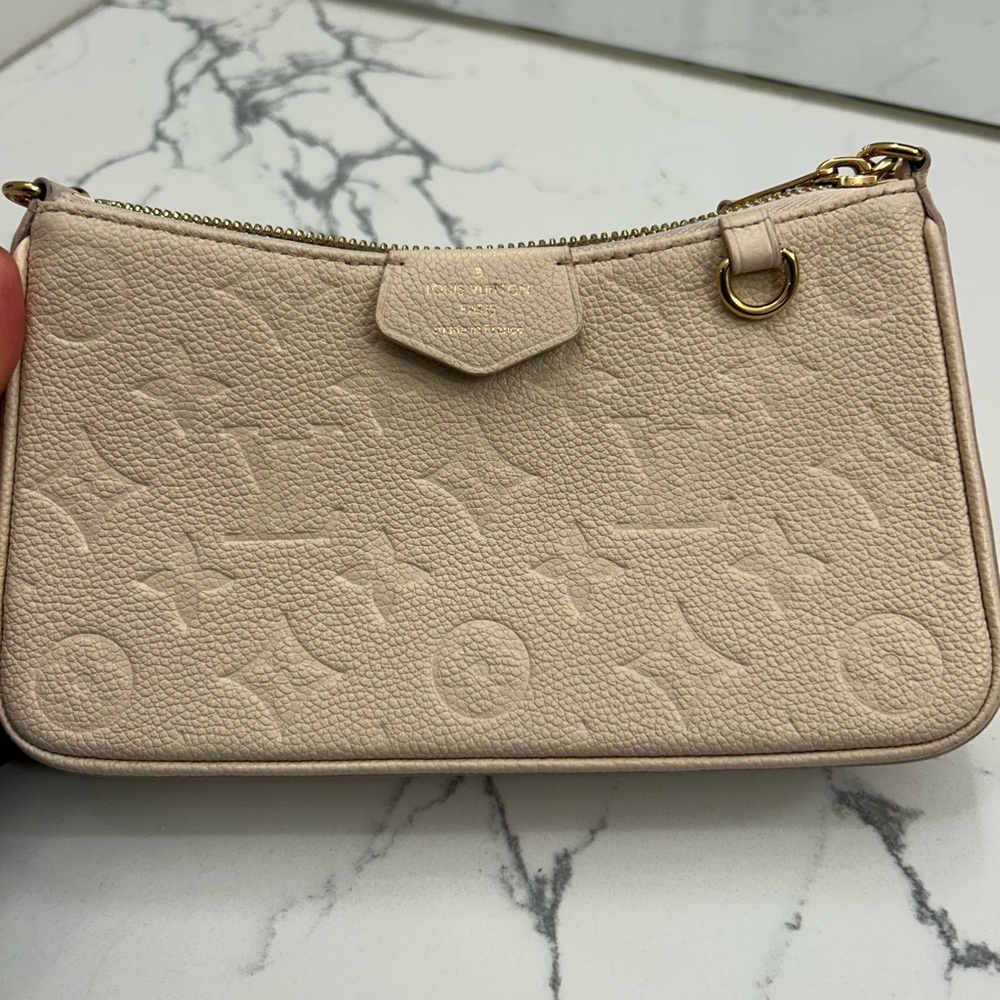 SOLD Louis Vuitton Easy Pouch on Strap - Picture 2 of 10